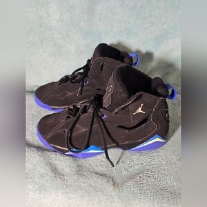 Jordan True Flight Basketball Shoes